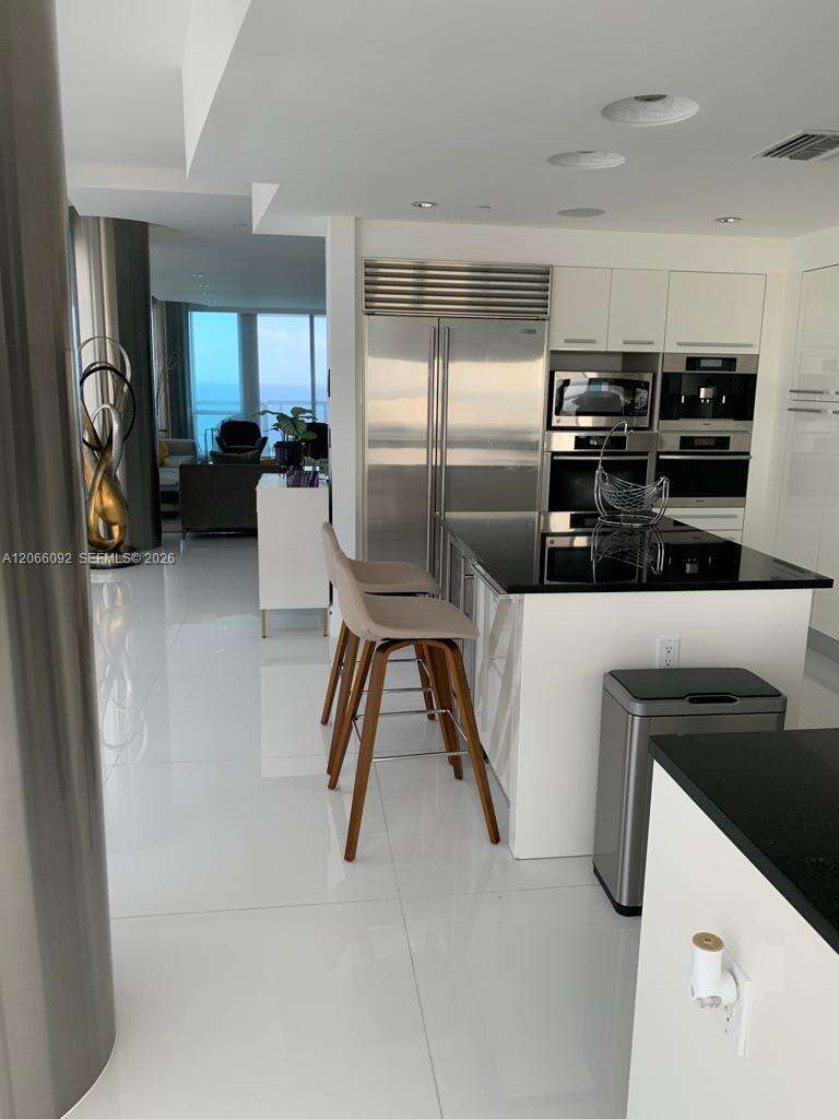 Jade Ocean at 17121 Collins Ave, Sunny Isles Beach, FL 33160 - For Sale photo 9
