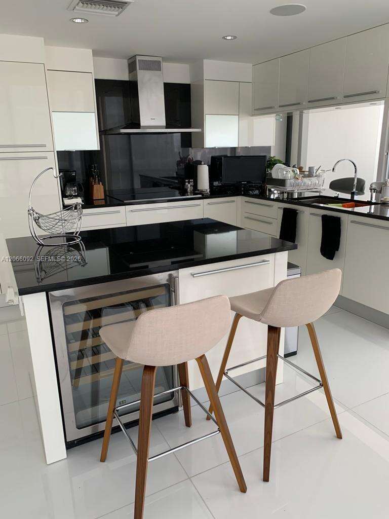 Jade Ocean at 17121 Collins Ave, Sunny Isles Beach, FL 33160 - For Sale photo 10