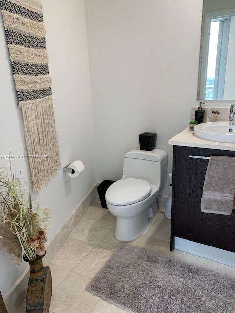 Jade Ocean at 17121 Collins Ave, Sunny Isles Beach, FL 33160 - For Sale photo 18