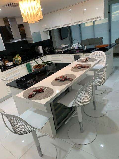 Jade Ocean at 17121 Collins Ave, Sunny Isles Beach, FL 33160 - For Sale photo 9