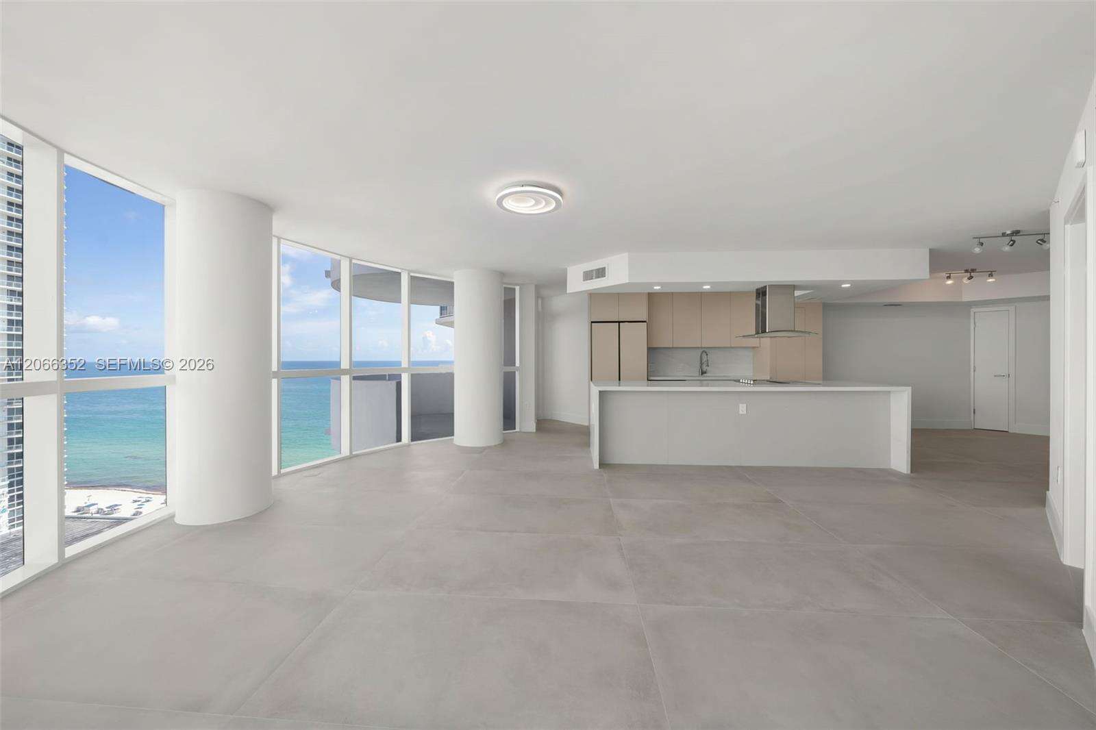 La Gorce Palace at 6301 Collins Ave, Miami Beach, FL 33141 - For Sale photo 11