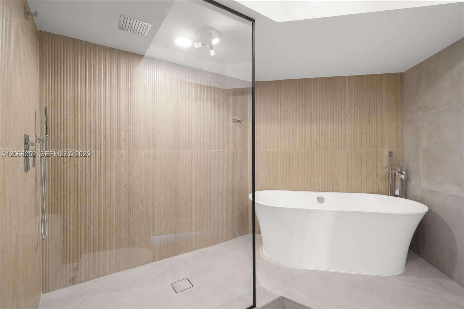 La Gorce Palace at 6301 Collins Ave, Miami Beach, FL 33141 - For Sale photo 26