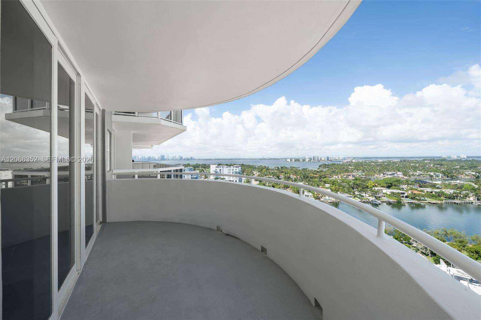 La Gorce Palace at 6301 Collins Ave, Miami Beach, FL 33141 - For Sale photo 7