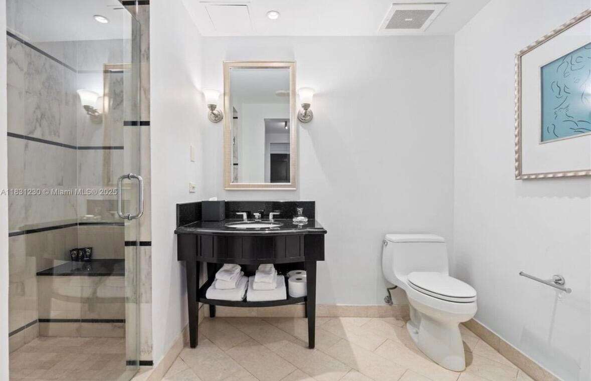 Fontainebleau 3 at 4391 Collins, Miami Beach, FL 33140 - For Sale photo 20