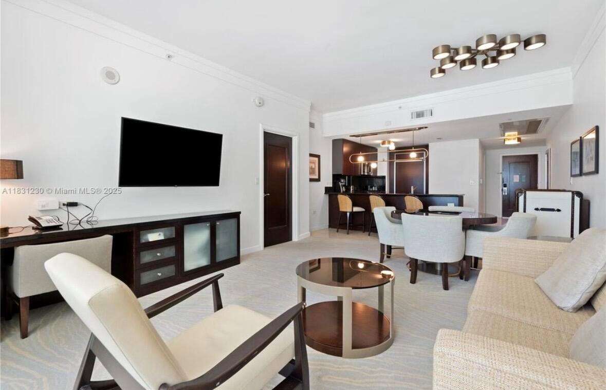 Fontainebleau 3 at 4391 Collins, Miami Beach, FL 33140 - For Sale photo 5
