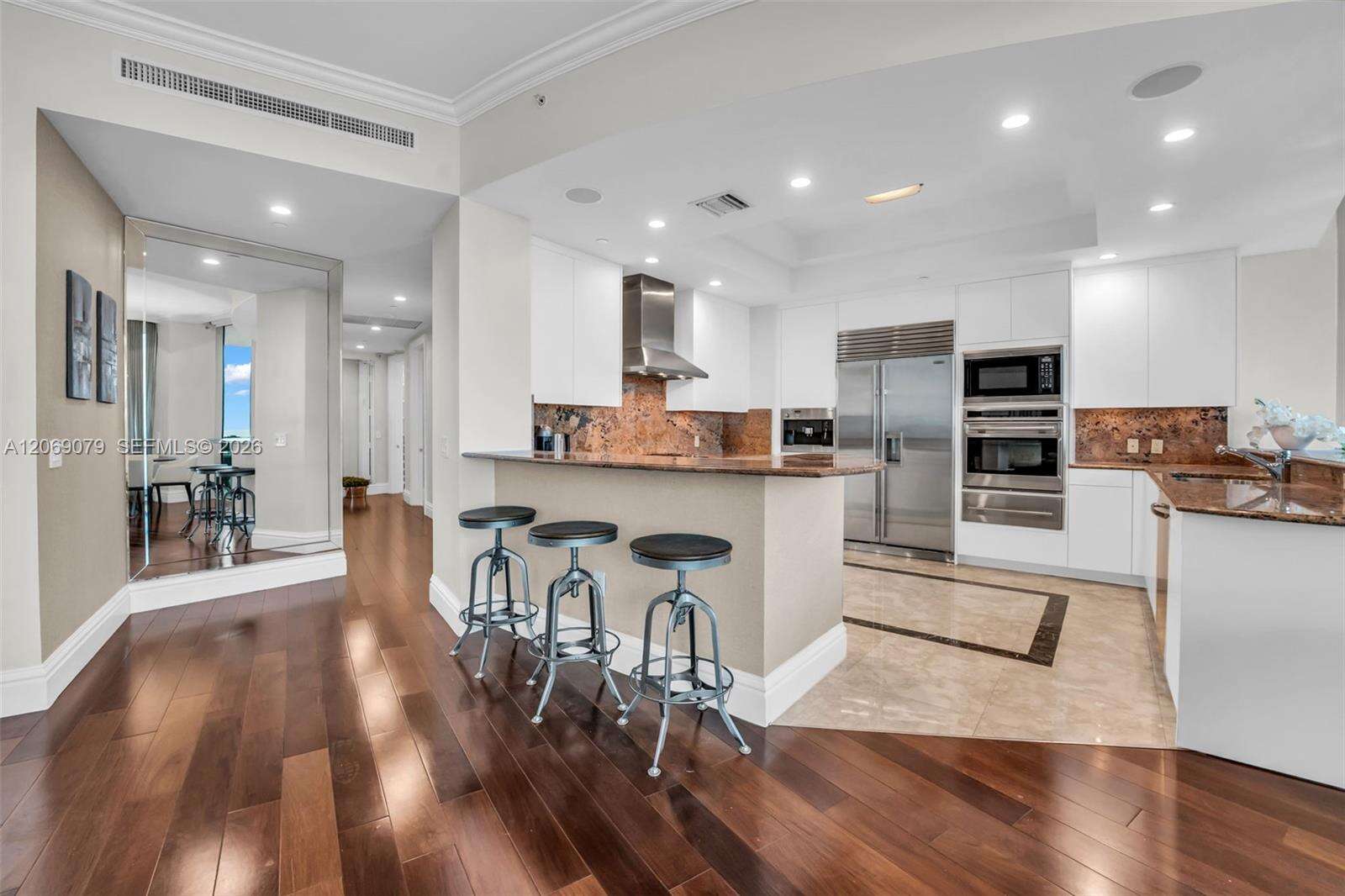 The Ritz Carlton Condos For Sale & Rent at 10295 Collins Ave, Bal Harbour, FL 33154 - For Sale photo 8