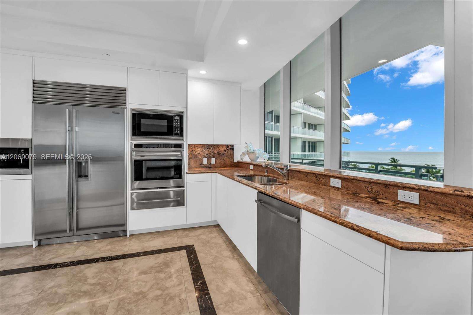 The Ritz Carlton Condos For Sale & Rent at 10295 Collins Ave, Bal Harbour, FL 33154 - For Sale photo 10