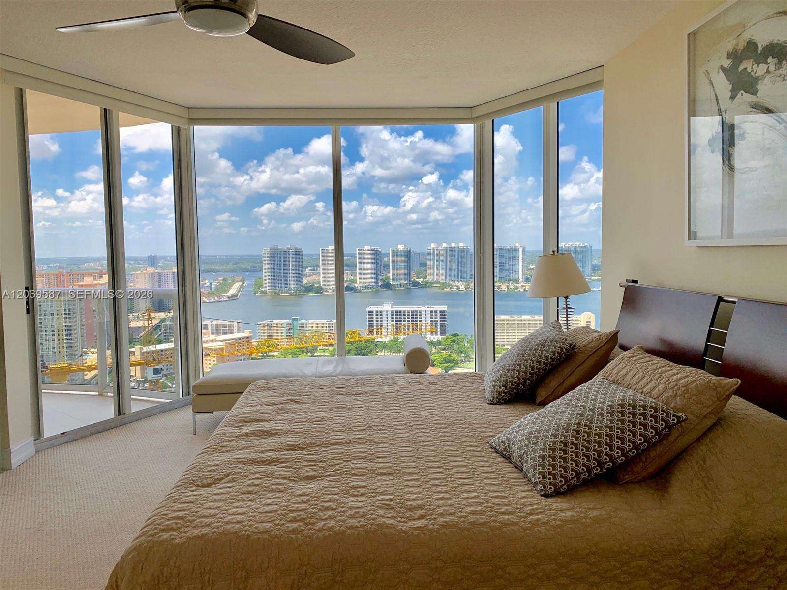 Pinnacle at 17555 Collins Ave, Sunny Isles Beach, FL 33160 - For Sale photo 11