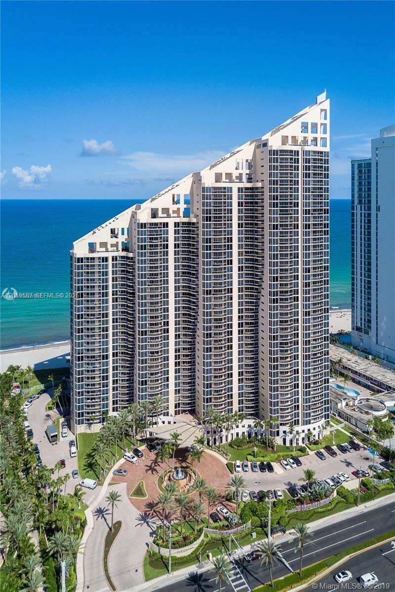 Pinnacle at 17555 Collins Ave, Sunny Isles Beach, FL 33160 - For Sale photo 3