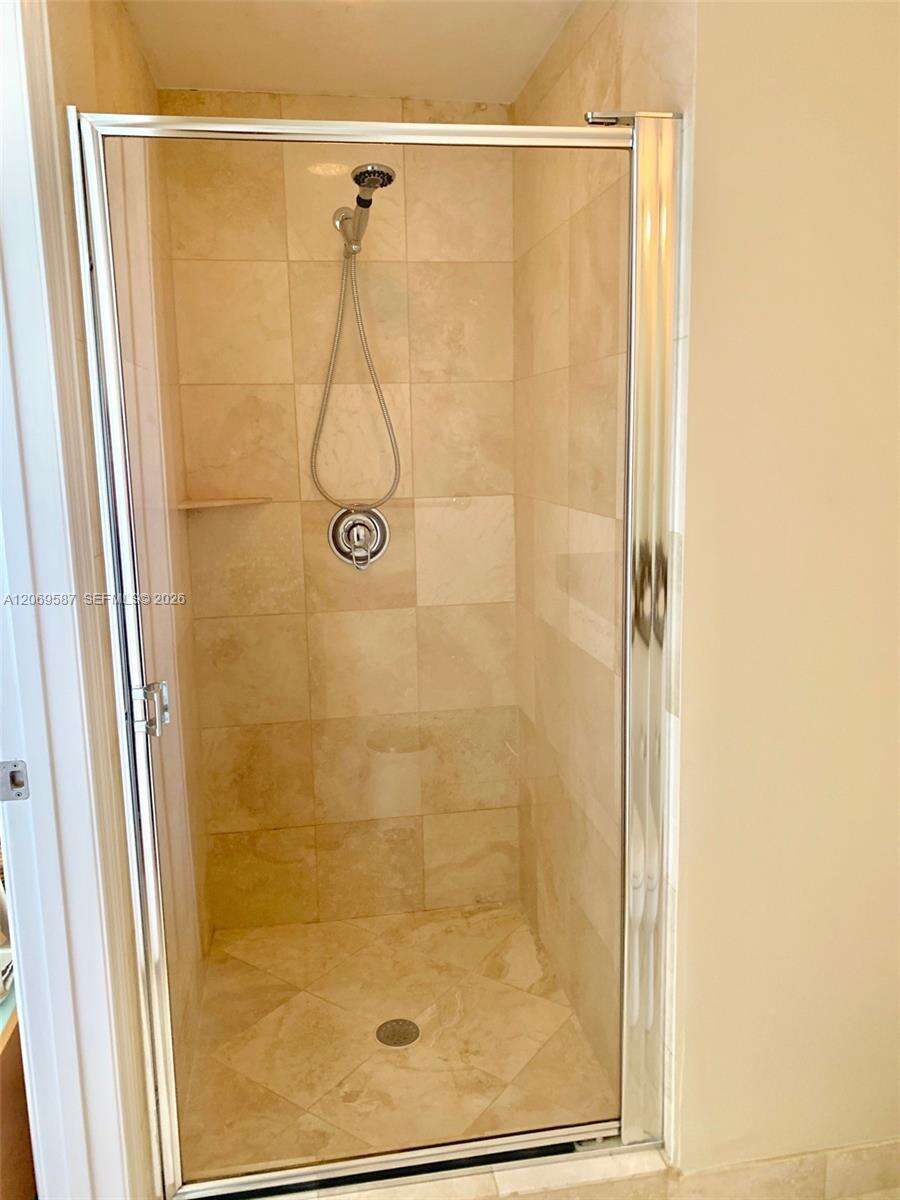 Pinnacle at 17555 Collins Ave, Sunny Isles Beach, FL 33160 - For Sale photo 23