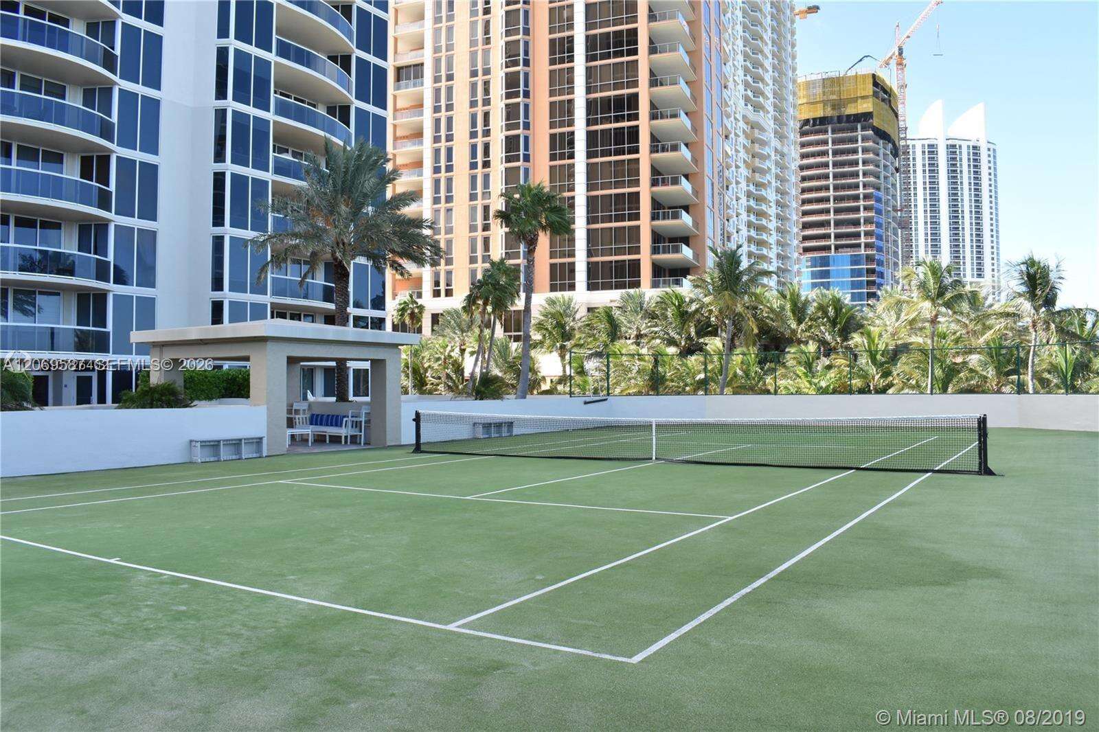 Pinnacle at 17555 Collins Ave, Sunny Isles Beach, FL 33160 - For Sale photo 24