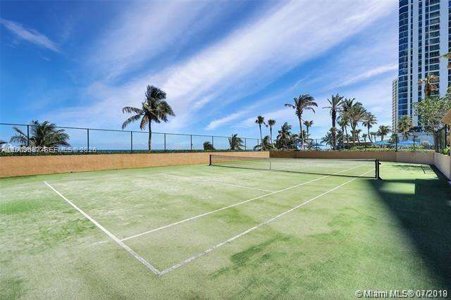 Pinnacle at 17555 Collins Ave, Sunny Isles Beach, FL 33160 - For Sale photo 46
