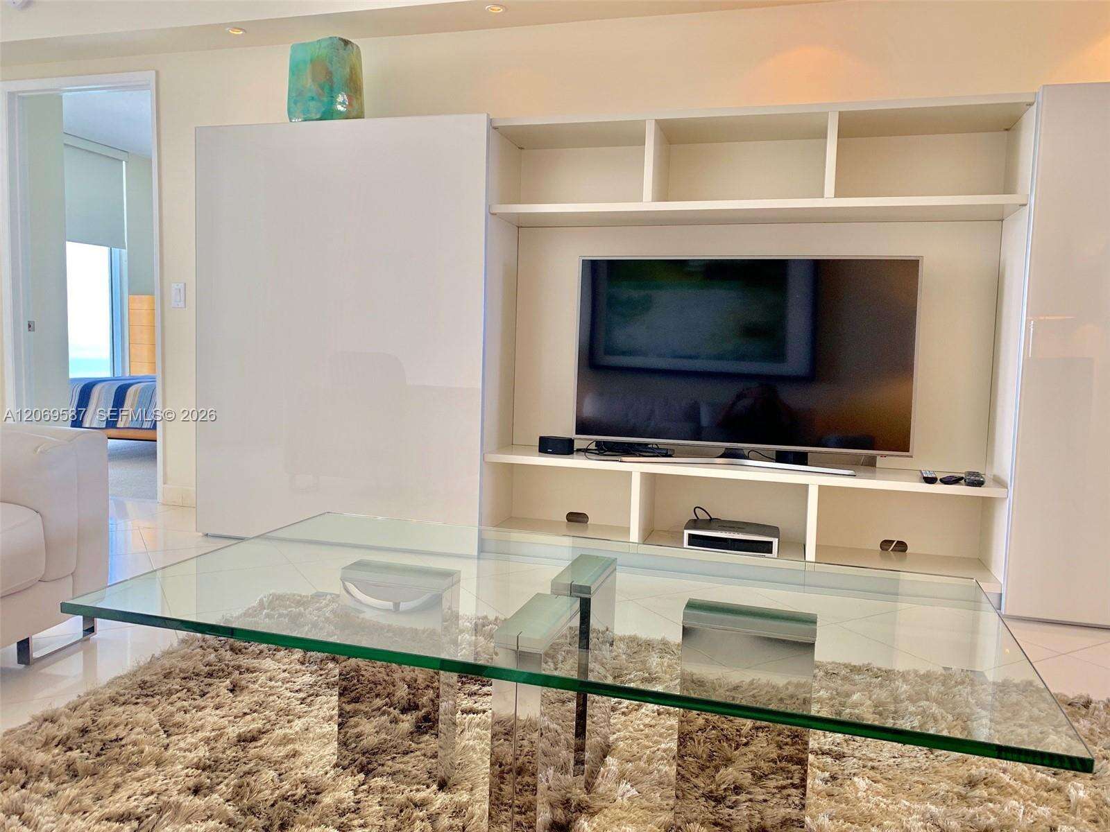 Pinnacle at 17555 Collins Ave, Sunny Isles Beach, FL 33160 - For Sale photo 76