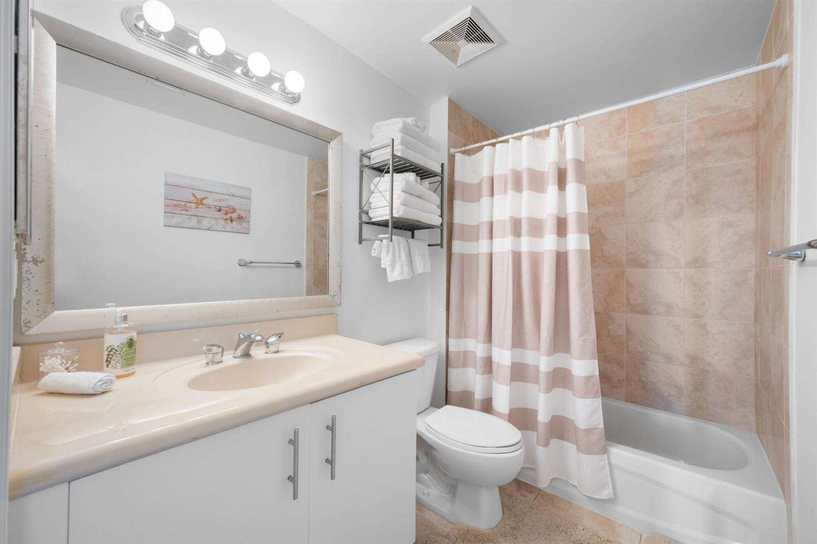 360 Condo at 7900 Harbor Island, North Bay Village, FL 33141 - For Sale photo 15