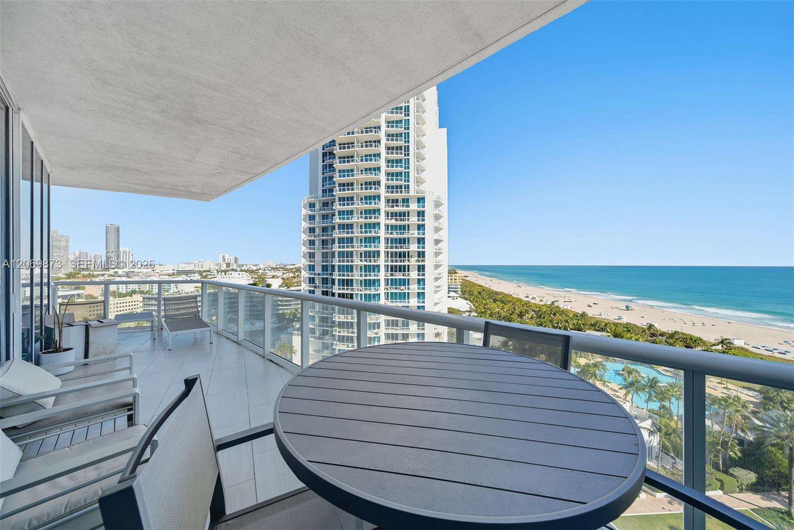 Continuum South Tower at 100 Pointe Dr, Miami Beach, FL 33139 - For Sale photo 15