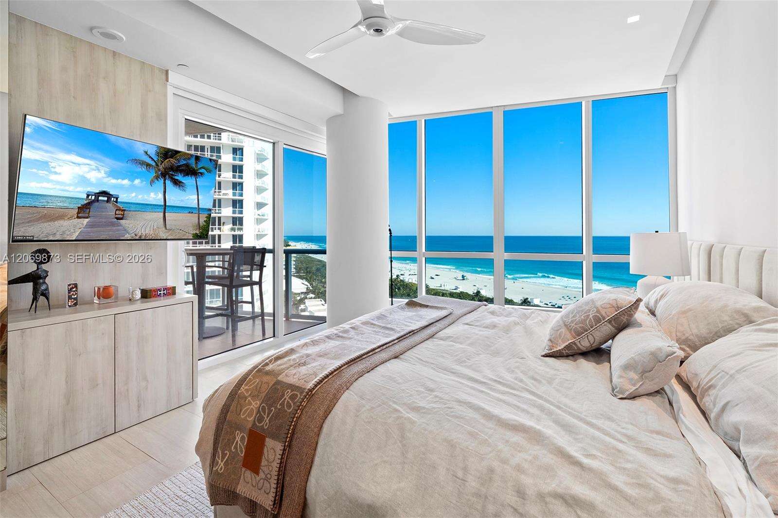 Continuum South Tower at 100 Pointe Dr, Miami Beach, FL 33139 - For Sale photo 18