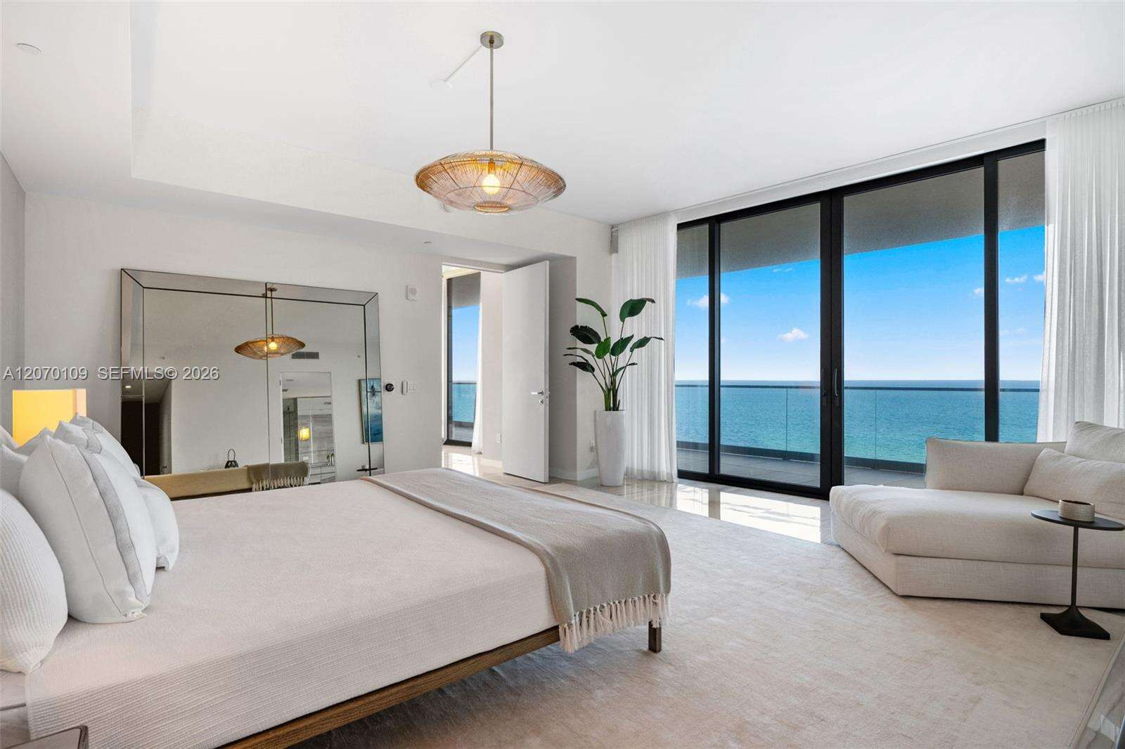 Armani Casa at 18975 Collins Ave, Sunny Isles Beach, FL 33160 - For Sale photo 12