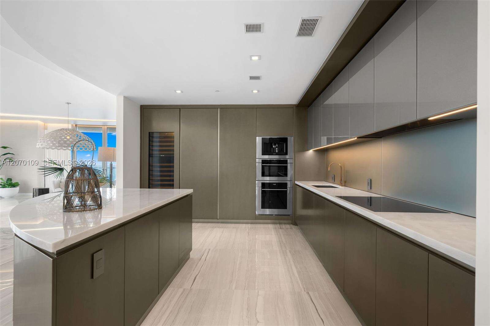 Armani Casa at 18975 Collins Ave, Sunny Isles Beach, FL 33160 - For Sale photo 7