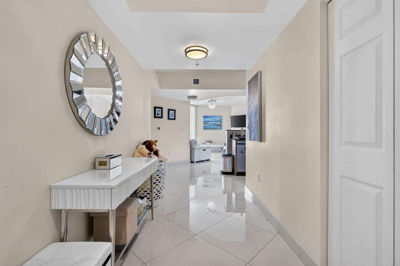 La Perla at 16699 Collins, Sunny Isles Beach, FL 33160 - For Sale photo 1