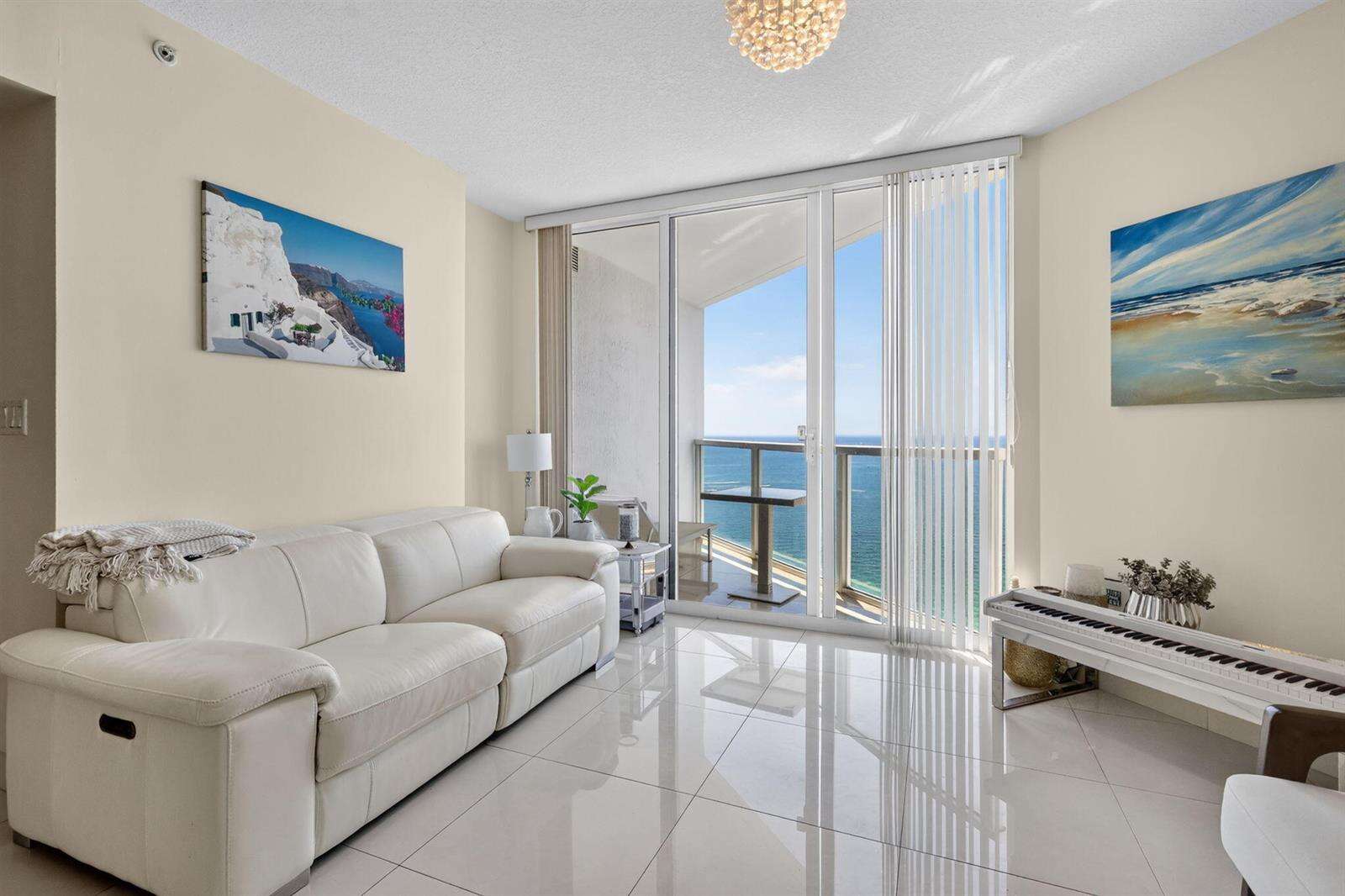 La Perla at 16699 Collins, Sunny Isles Beach, FL 33160 - For Sale photo 3