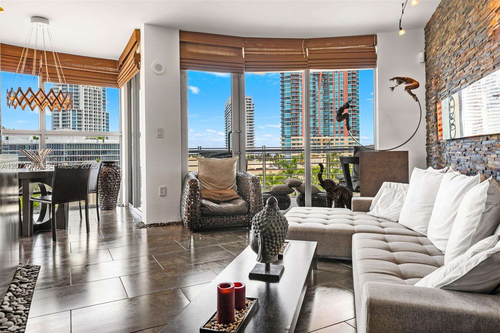 Cosmopolitan at 110 Washington Ave, Miami Beach, FL 33139 - For Sale photo 7