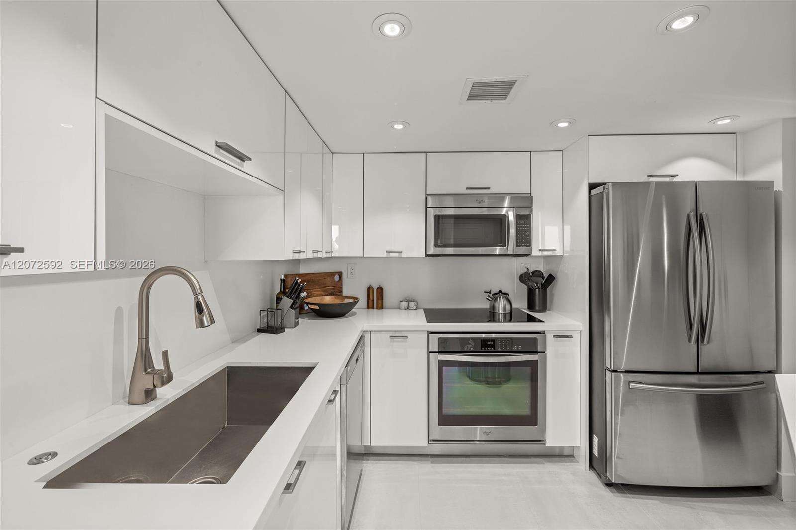 The Floridian at 650 W Ave, Miami Beach, FL 33139 - For Sale photo 11