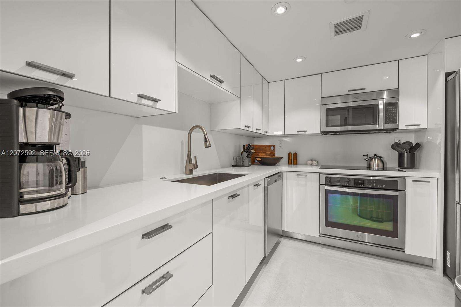 The Floridian at 650 W Ave, Miami Beach, FL 33139 - For Sale photo 15