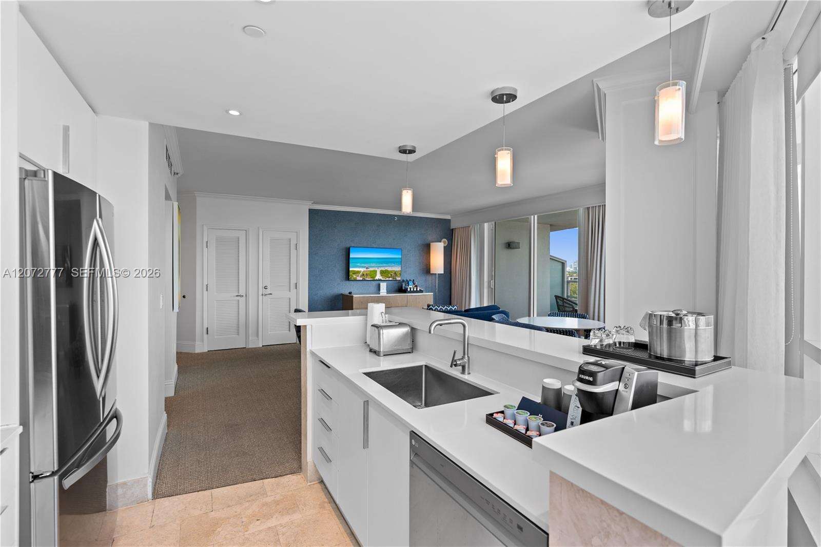 Fontainebleau 2 at 4401 Collins Ave, Miami Beach, FL 33140 - For Sale photo 14