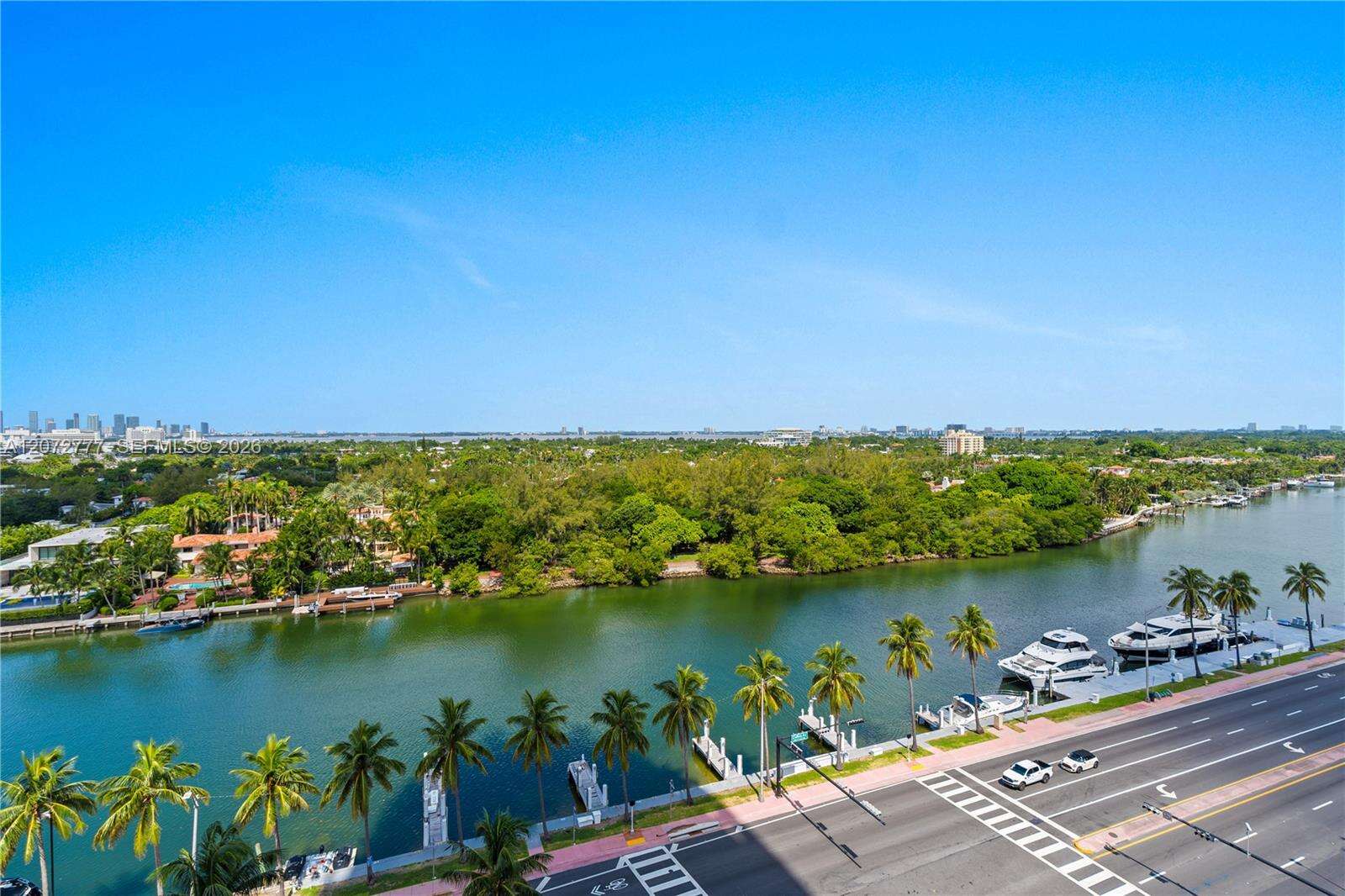 Fontainebleau 2 at 4401 Collins Ave, Miami Beach, FL 33140 - For Sale photo 3