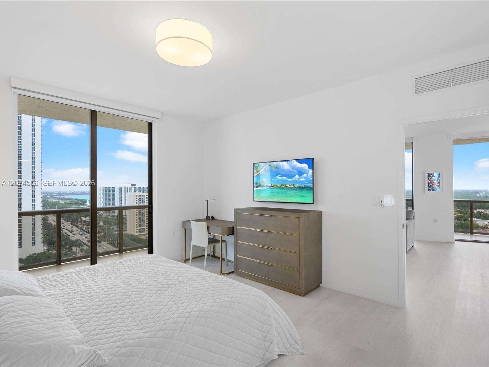 Sayan at 16275 Collins Ave, Sunny Isles Beach, FL 33160 - For Sale photo 9