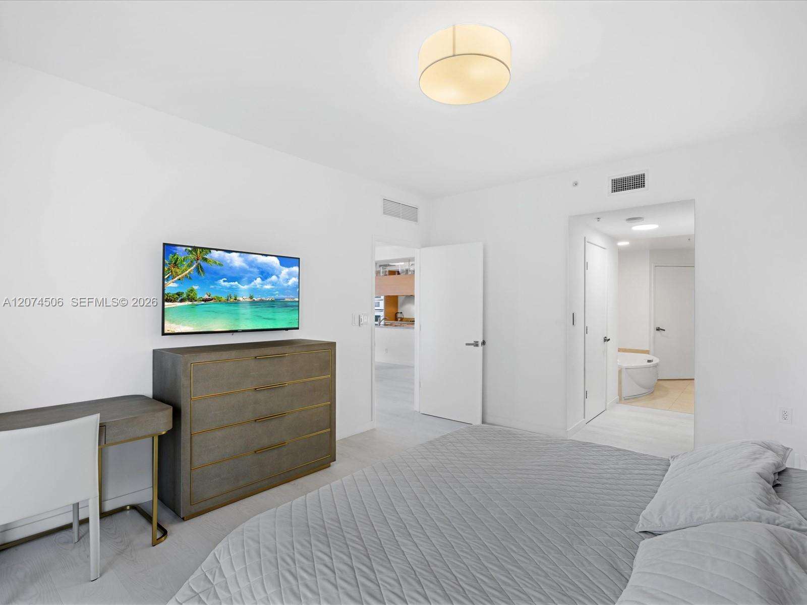 Sayan at 16275 Collins Ave, Sunny Isles Beach, FL 33160 - For Sale photo 10