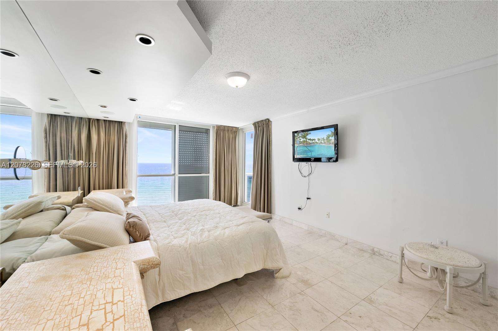 Sands Pointe at 16711 Collins Ave, Sunny Isles Beach, FL 33160 - For Sale photo 26
