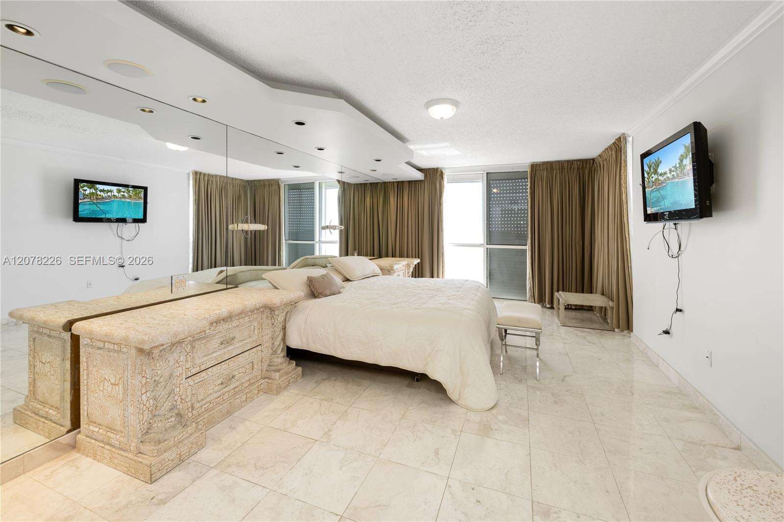 Sands Pointe at 16711 Collins Ave, Sunny Isles Beach, FL 33160 - For Sale photo 27