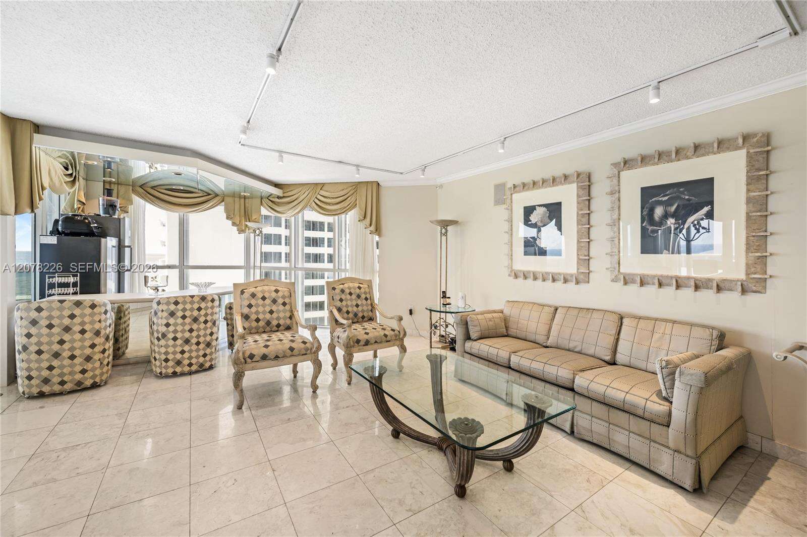 Sands Pointe at 16711 Collins Ave, Sunny Isles Beach, FL 33160 - For Sale photo 9