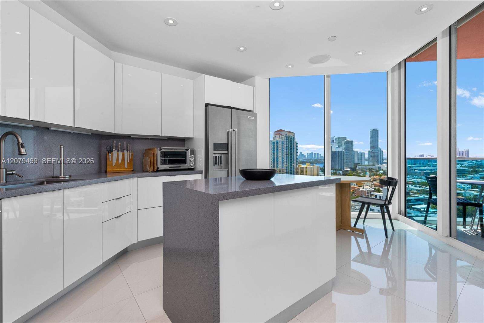 Portofino Tower at 300 Pointe Dr, Miami Beach, FL 33139 - For Sale photo 7