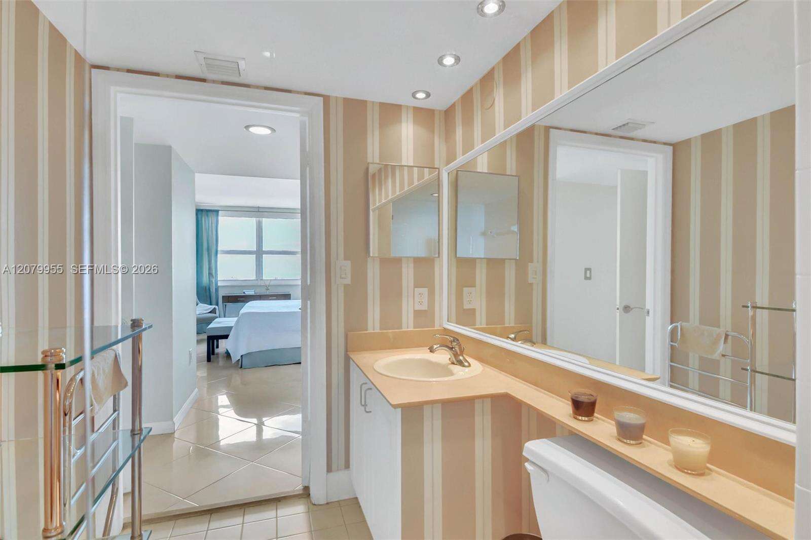 Yacht Club At Portofino at 90 Alton Rd, Miami Beach, FL 33139 - For Sale photo 12