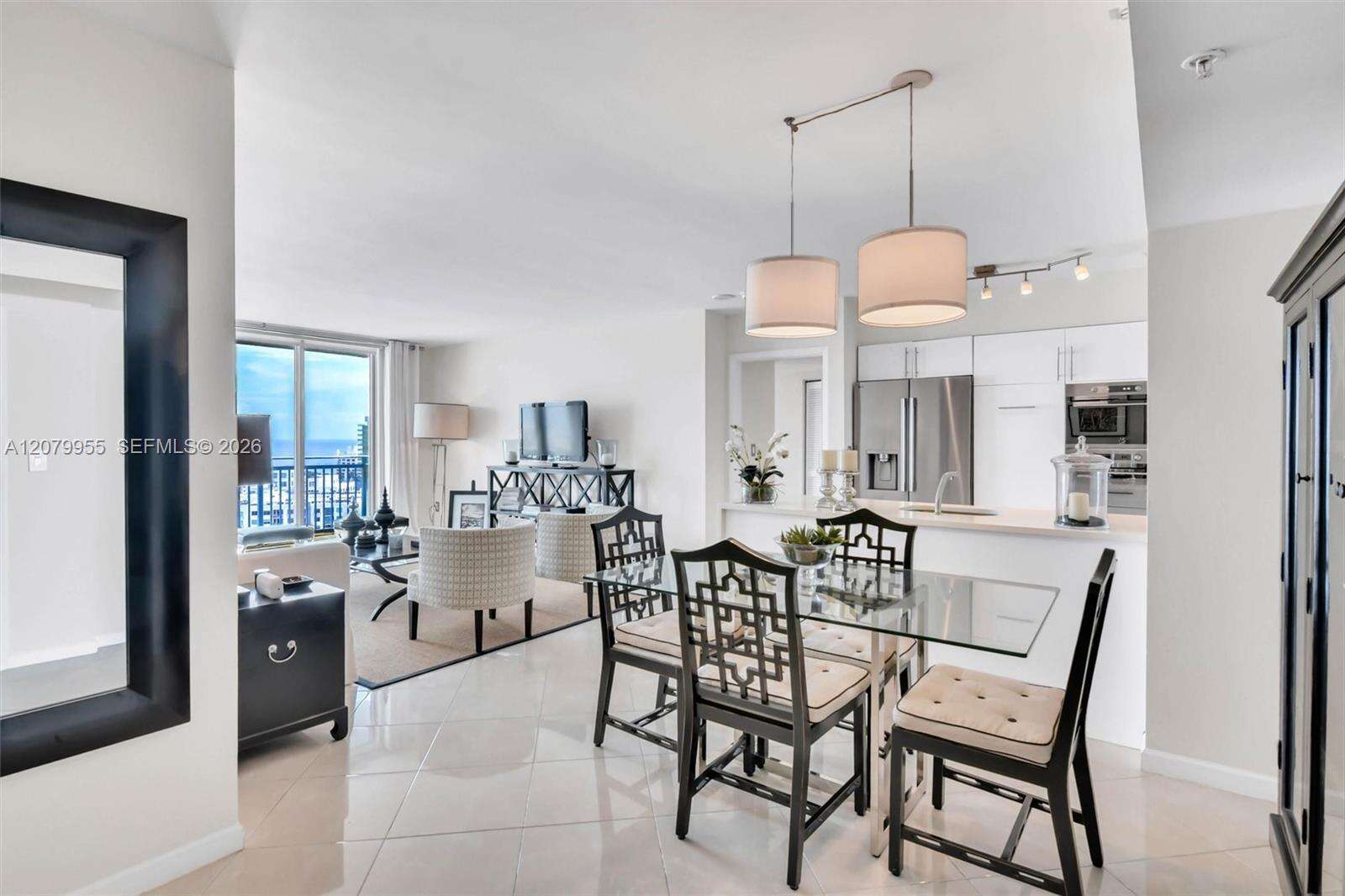 Yacht Club At Portofino at 90 Alton Rd, Miami Beach, FL 33139 - For Sale photo 16