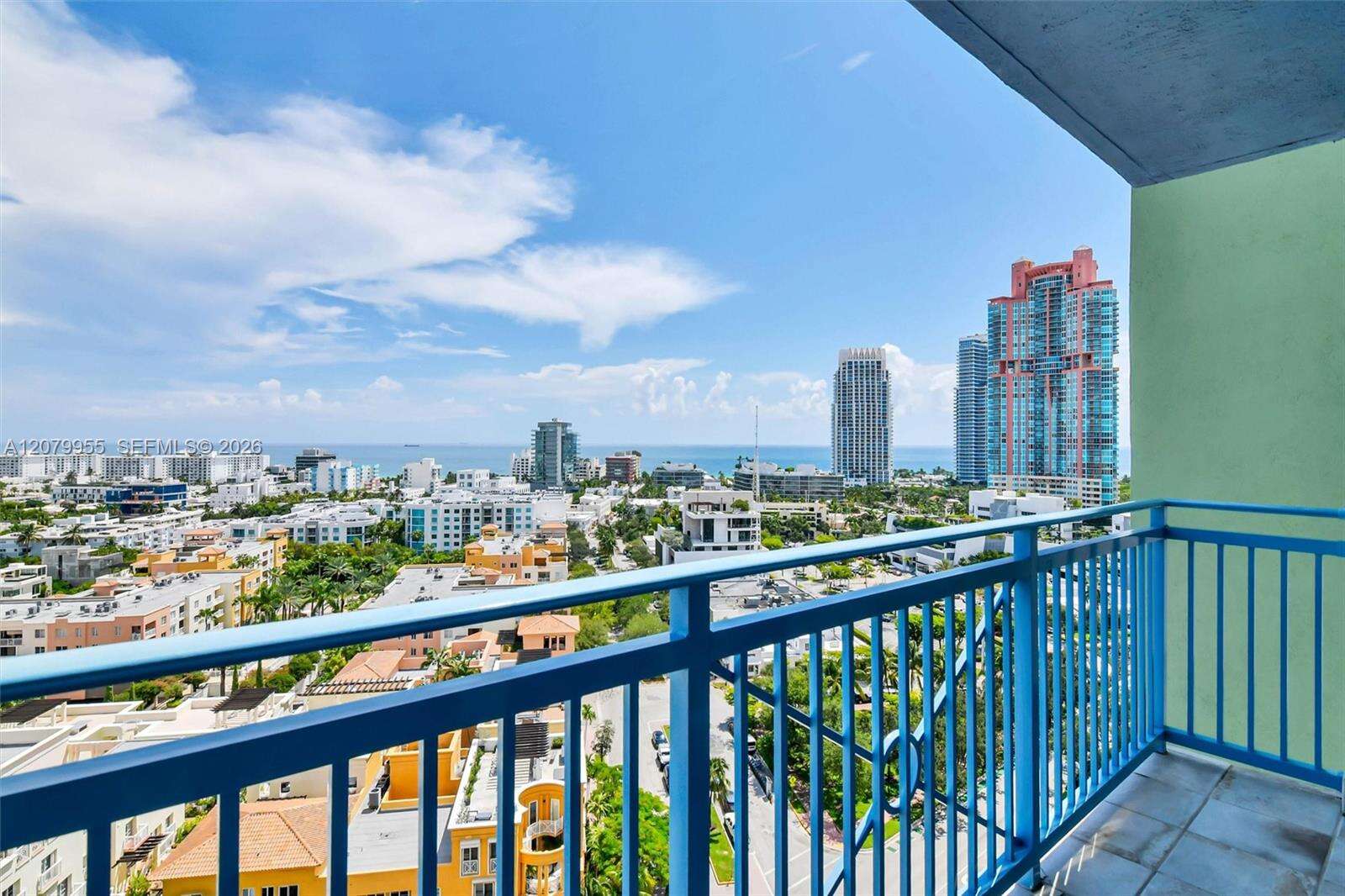 Yacht Club At Portofino at 90 Alton Rd, Miami Beach, FL 33139 - For Sale photo 19