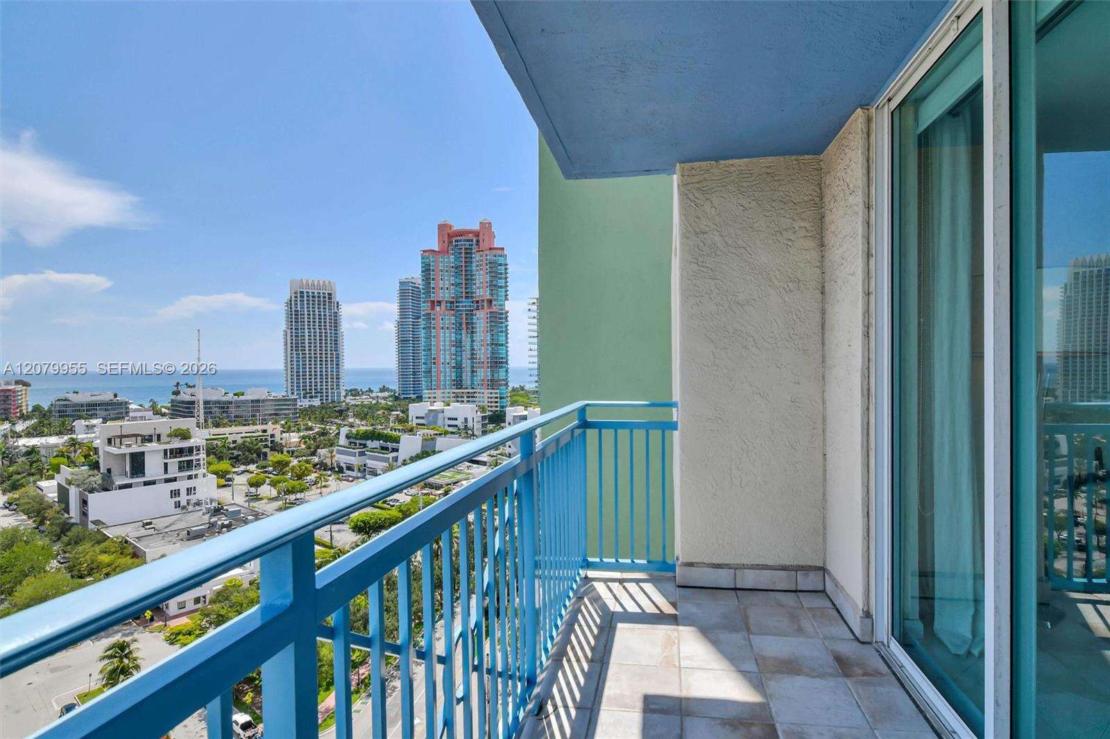 Yacht Club At Portofino at 90 Alton Rd, Miami Beach, FL 33139 - For Sale photo 20