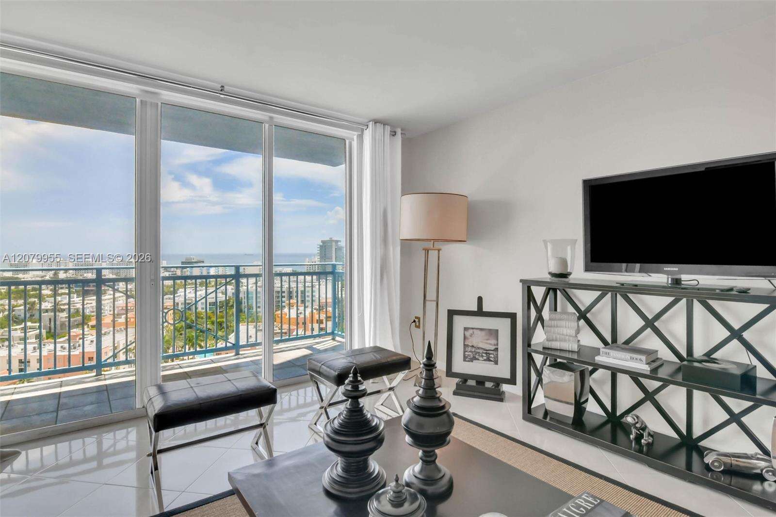 Yacht Club At Portofino at 90 Alton Rd, Miami Beach, FL 33139 - For Sale photo 22