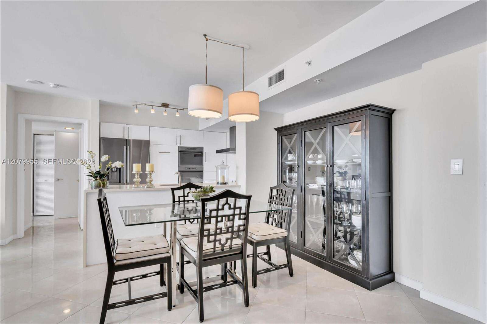Yacht Club At Portofino at 90 Alton Rd, Miami Beach, FL 33139 - For Sale photo 30