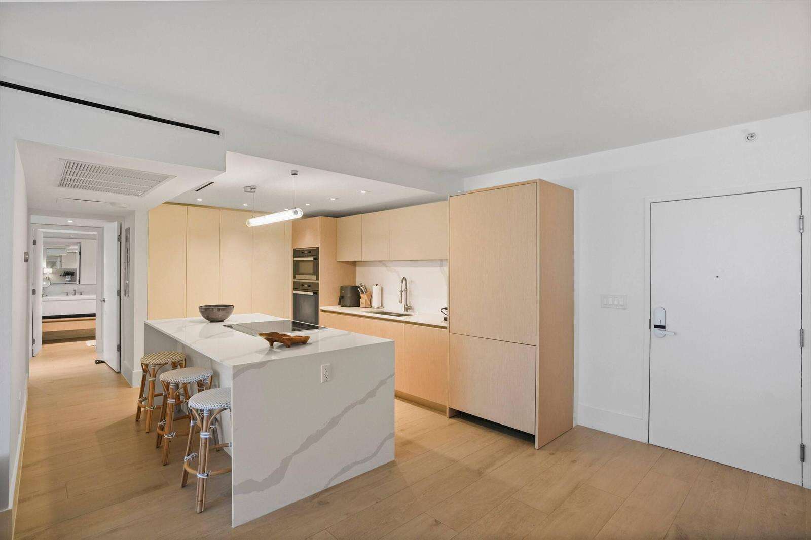 Roney Palace at 2301 Collins, Miami Beach, FL 33139 - For Sale photo 5