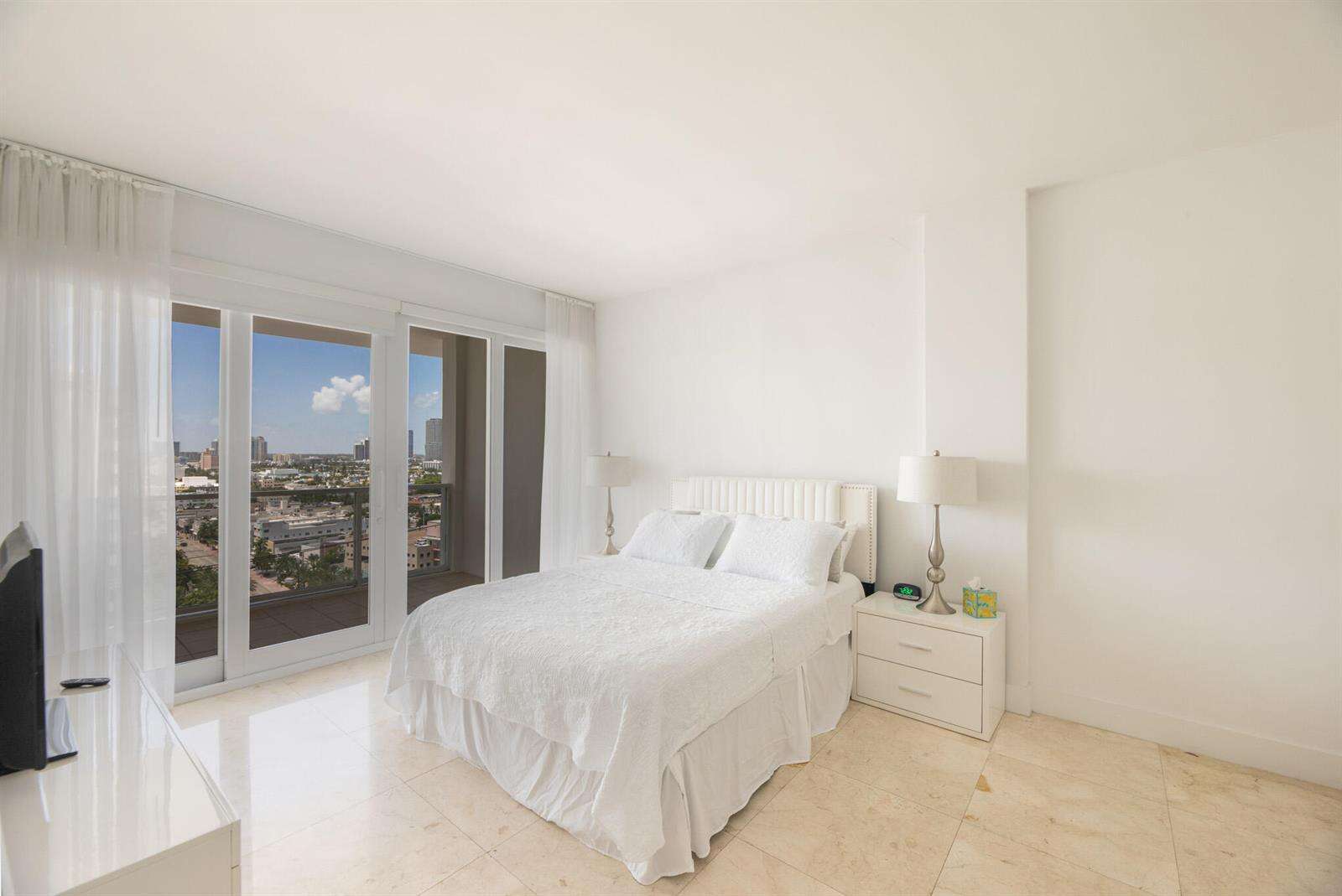 Decoplage at 100 Lincoln, Miami Beach, FL 33139 - For Sale photo 16