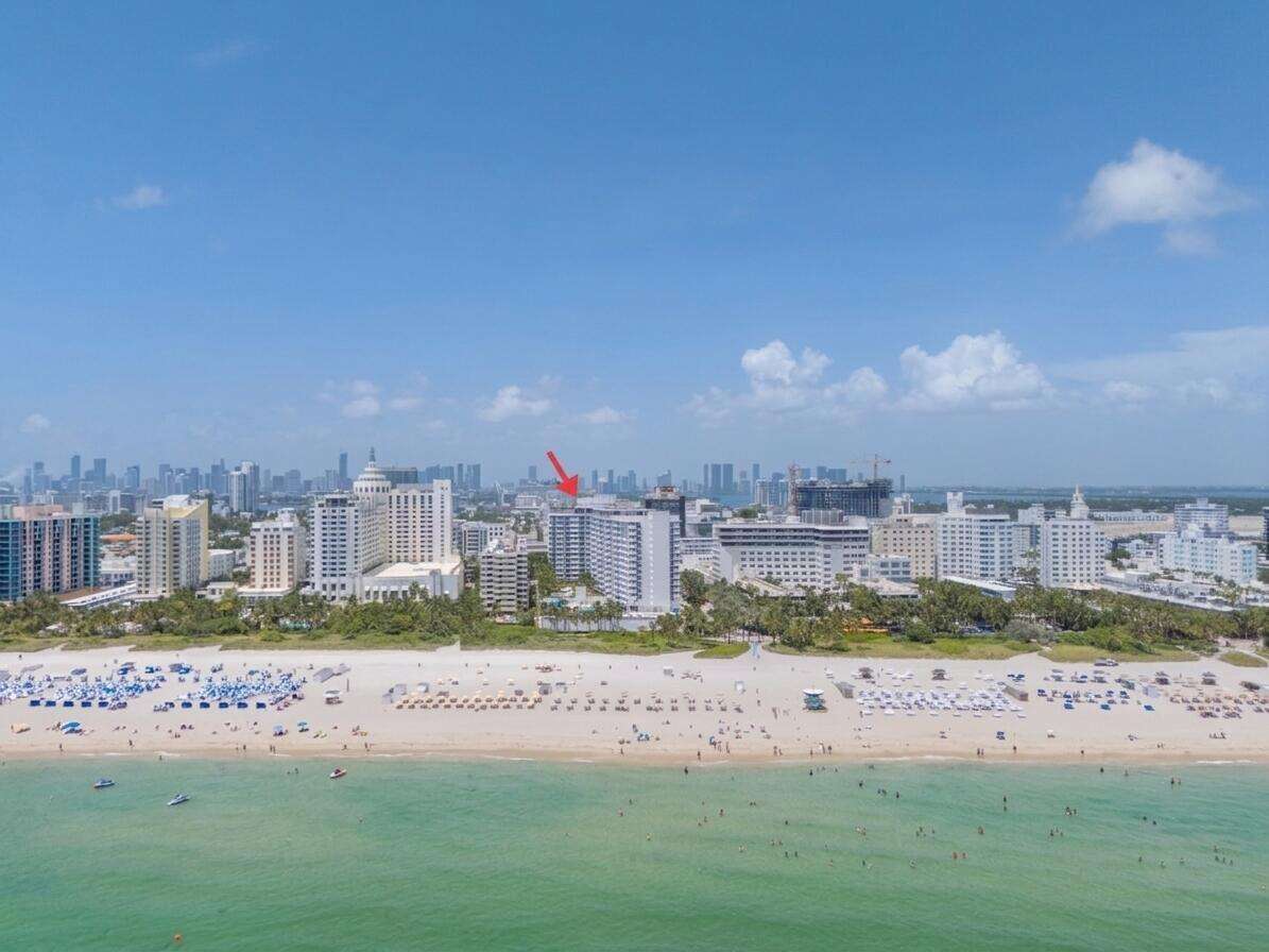 Decoplage at 100 Lincoln, Miami Beach, FL 33139 - For Sale photo 3