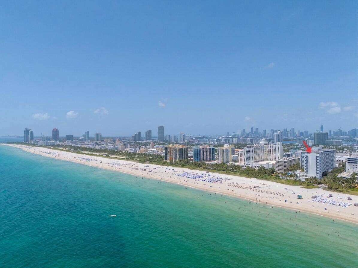 Decoplage at 100 Lincoln, Miami Beach, FL 33139 - For Sale photo 4