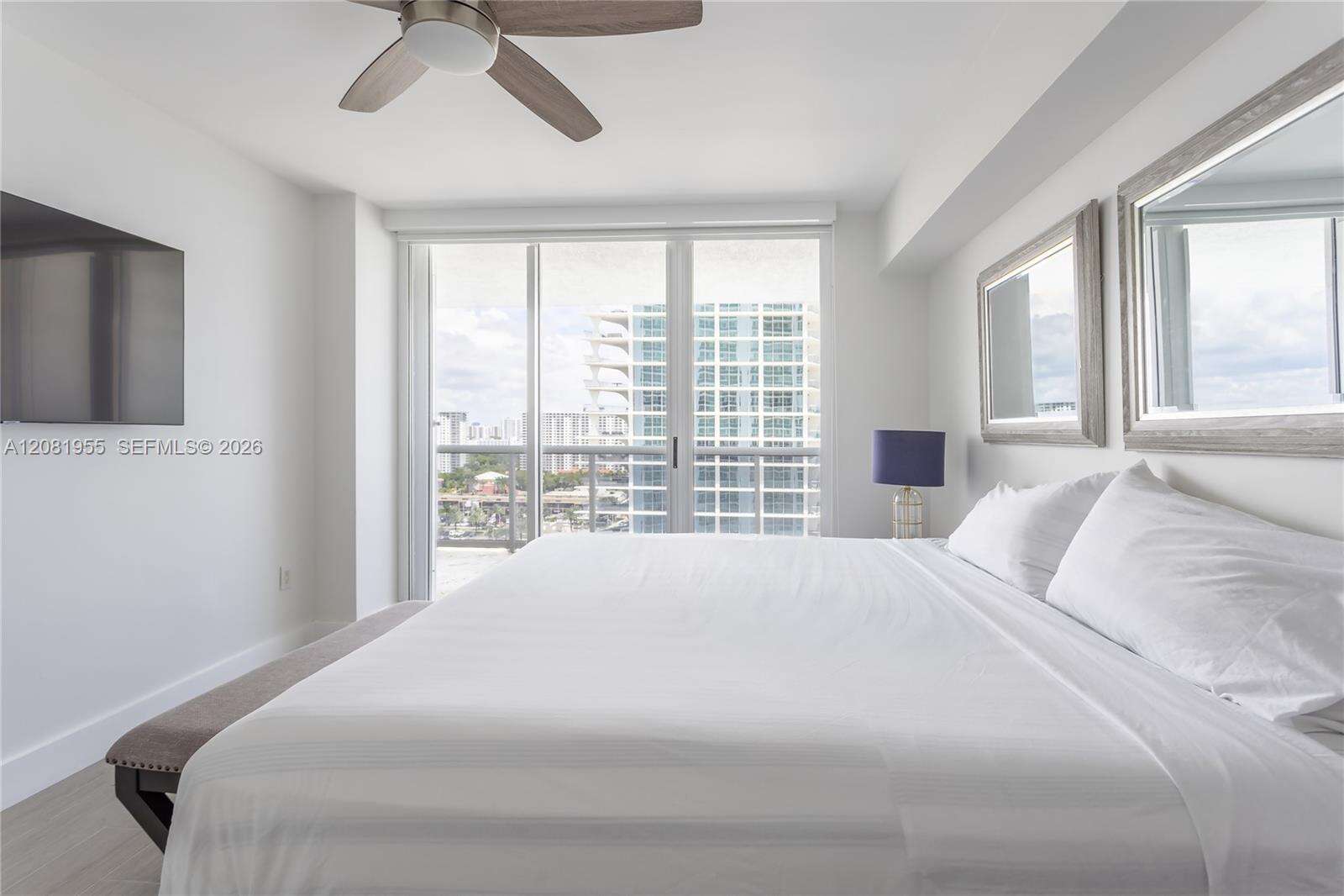 Sands Pointe at 16711 Collins Ave, Sunny Isles Beach, FL 33160 - For Sale photo 33
