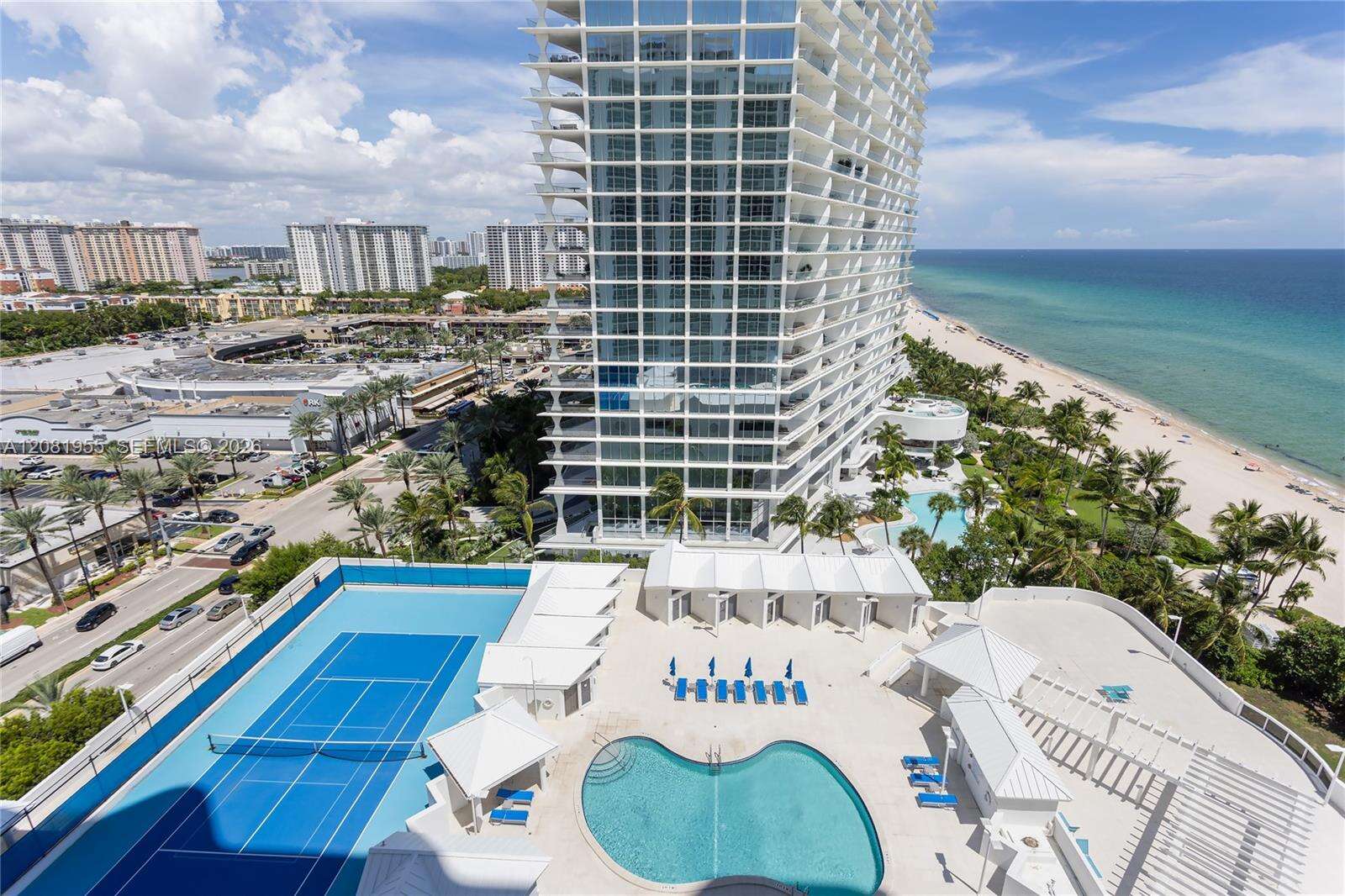 Sands Pointe at 16711 Collins Ave, Sunny Isles Beach, FL 33160 - For Sale photo 51