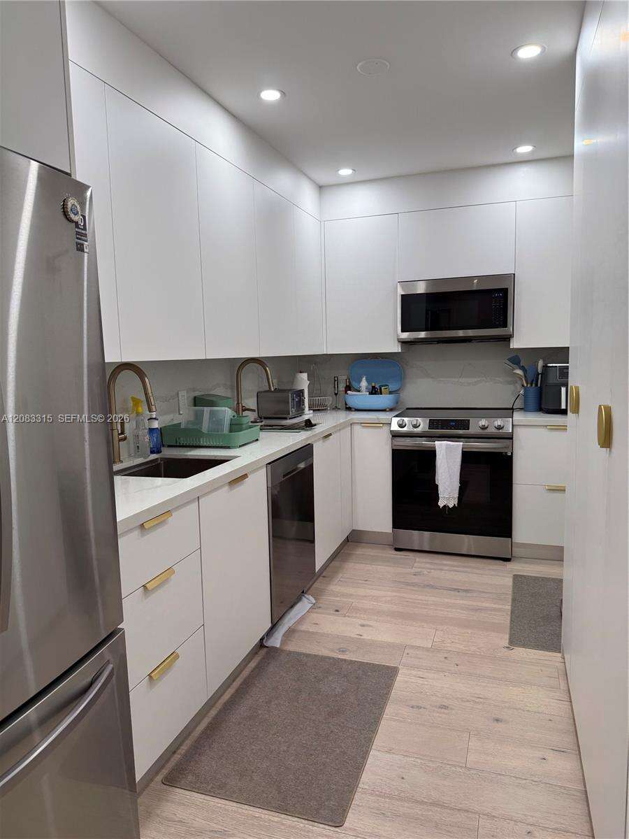 The Plaza at 10185 Collins Ave, Bal Harbour, FL 33154 - For Sale photo 13