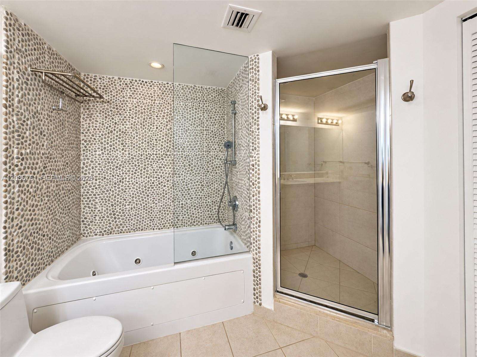 La Perla at 16699 Collins Ave, Sunny Isles Beach, FL 33160 - For Sale photo 14