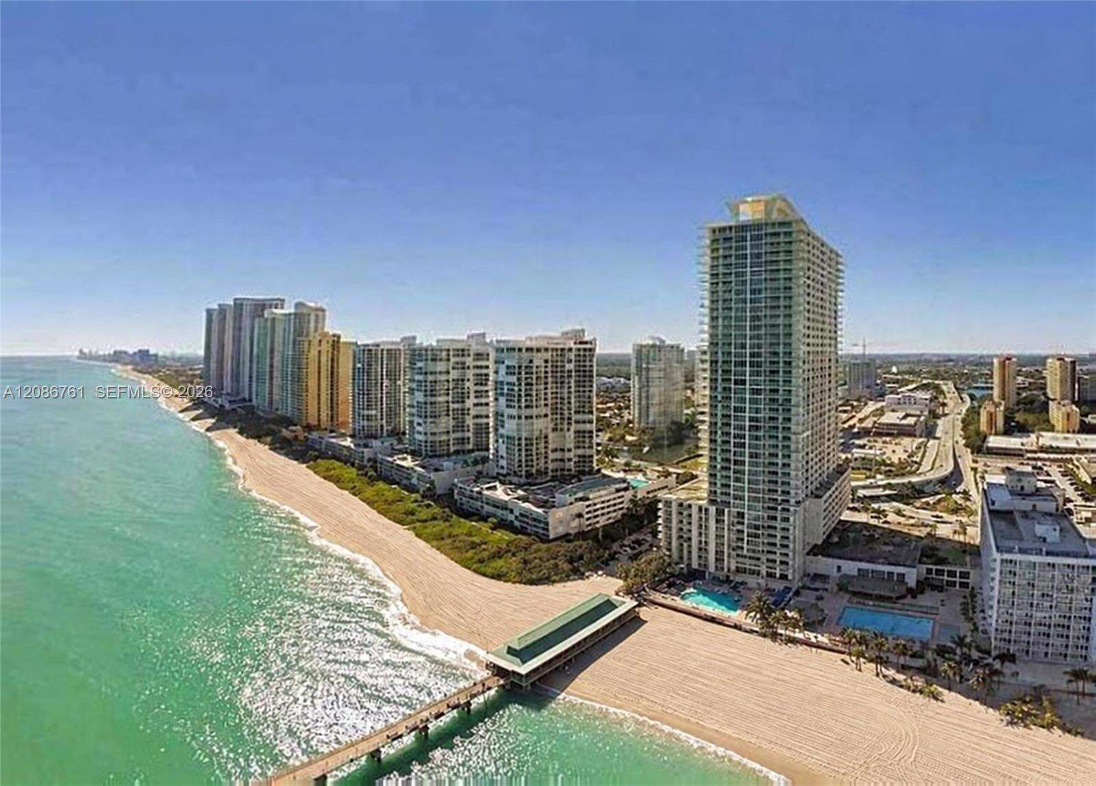 La Perla at 16699 Collins Ave, Sunny Isles Beach, FL 33160 - For Sale photo 18